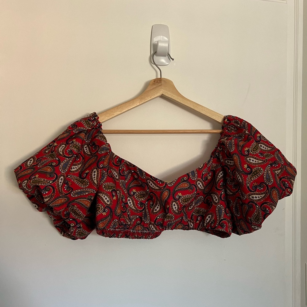 Fashion Brand Company Puff Sleeve Paisley Crop Top